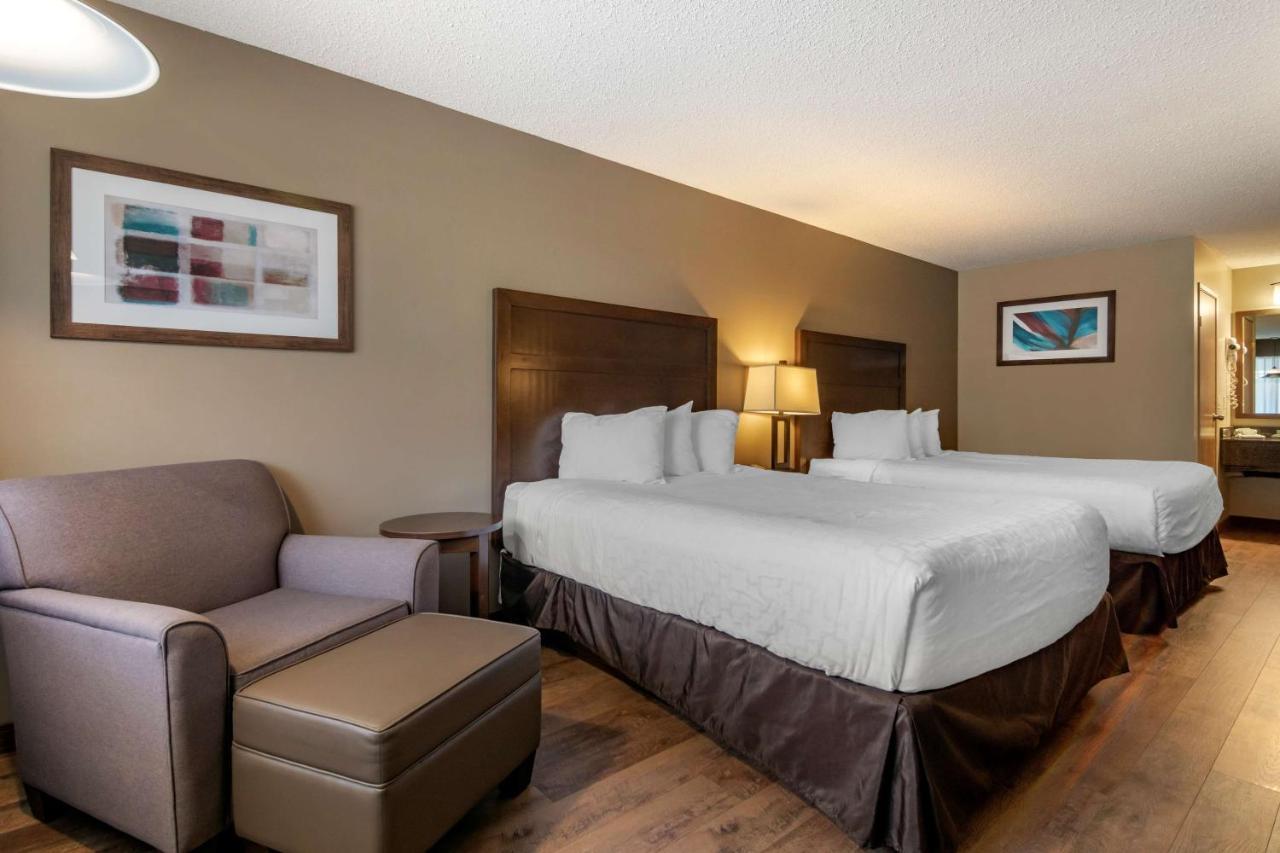 Surestay Plus Hotel By Best Western Salmon Arm Esterno foto