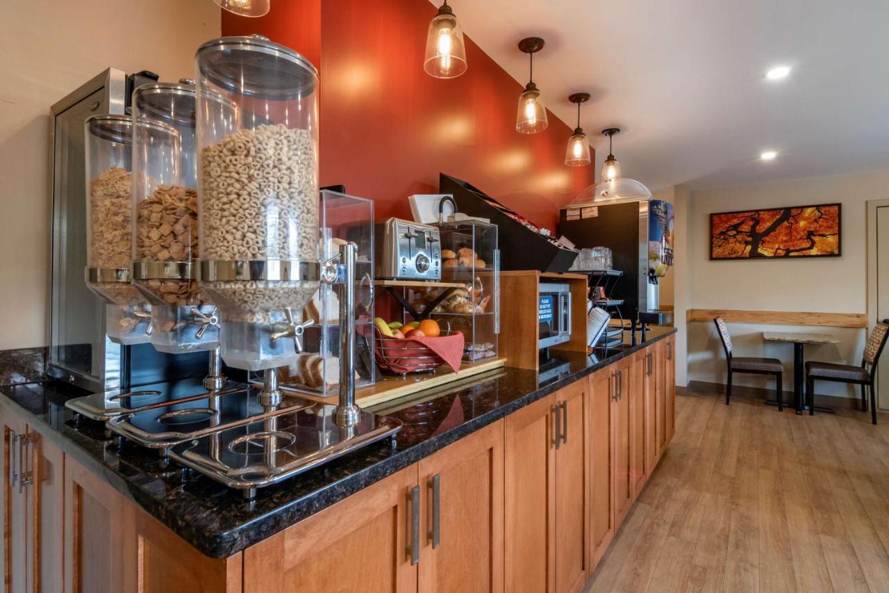 Surestay Plus Hotel By Best Western Salmon Arm Esterno foto