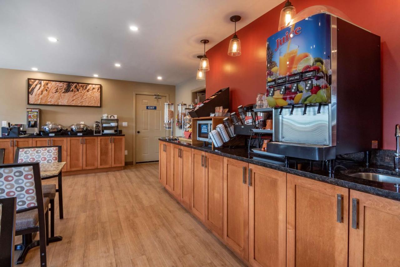 Surestay Plus Hotel By Best Western Salmon Arm Esterno foto