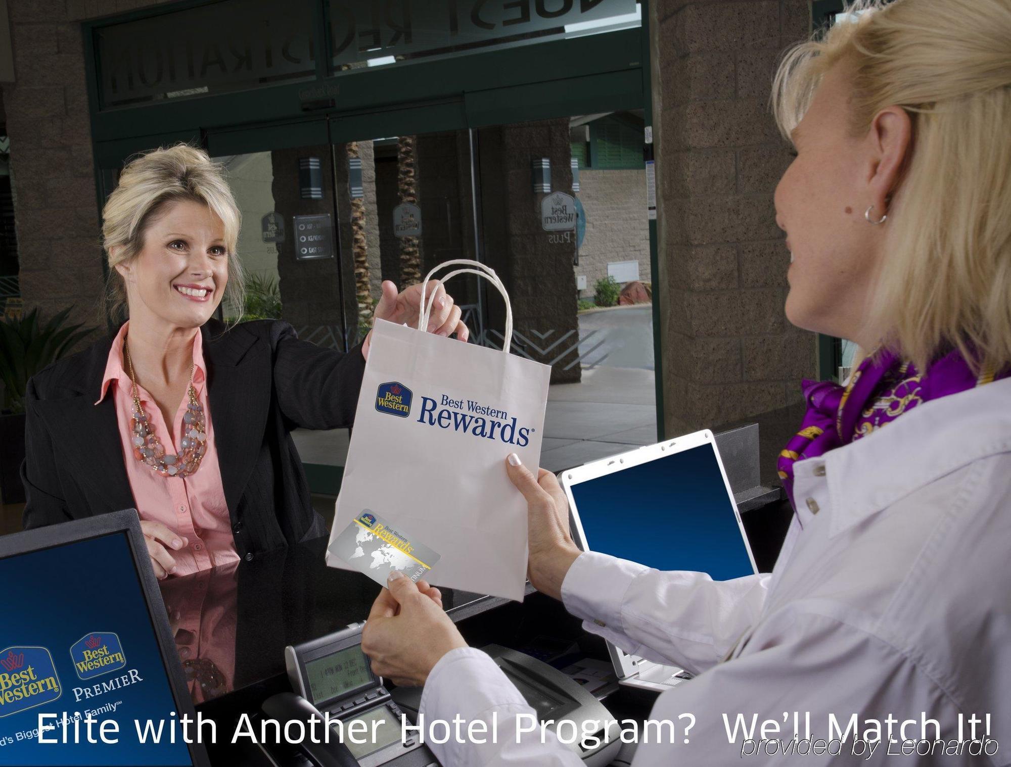 Surestay Plus Hotel By Best Western Salmon Arm Esterno foto